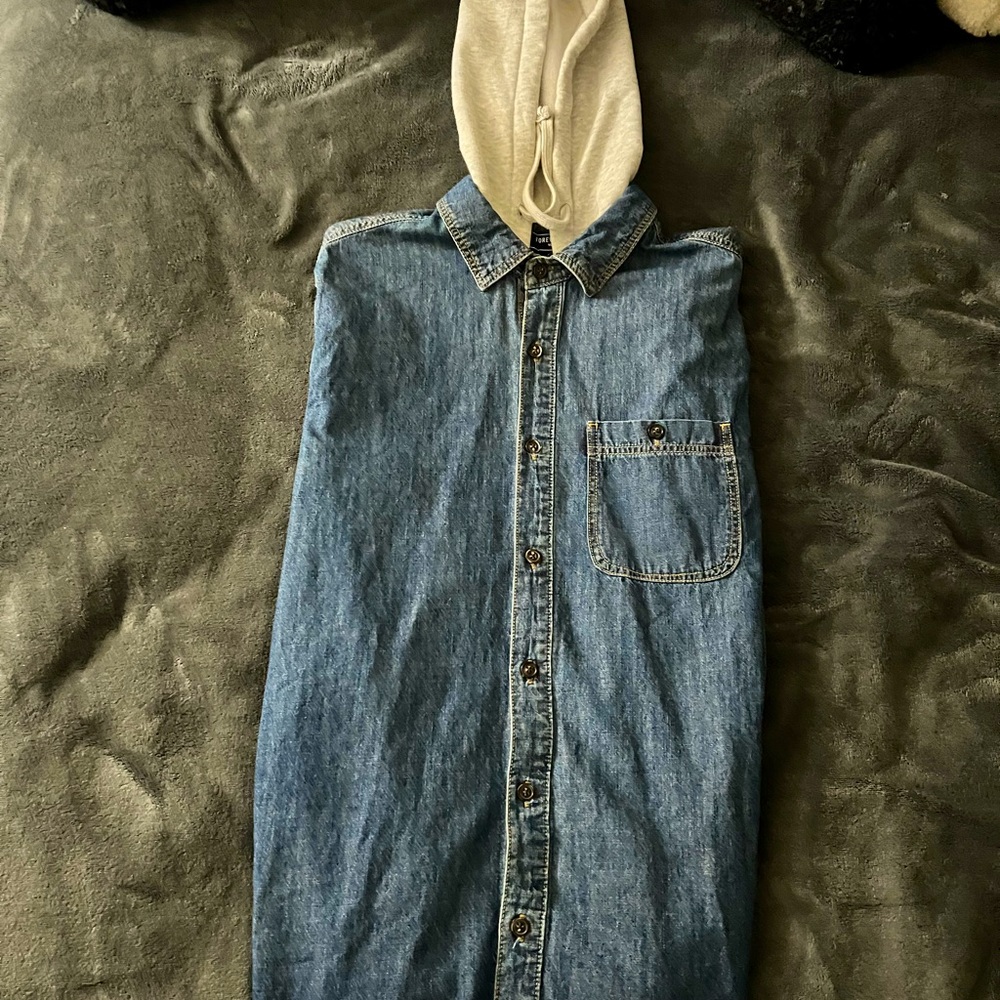 Denim Jacket w/Hoodie For Sale! - Picture 4 of 4